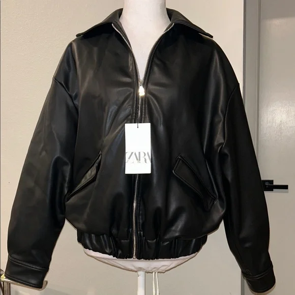 ZARA NWT Faux Leather Bomber Jacket Black Medium Oversized Zipper Closure - Picture 1 of 9